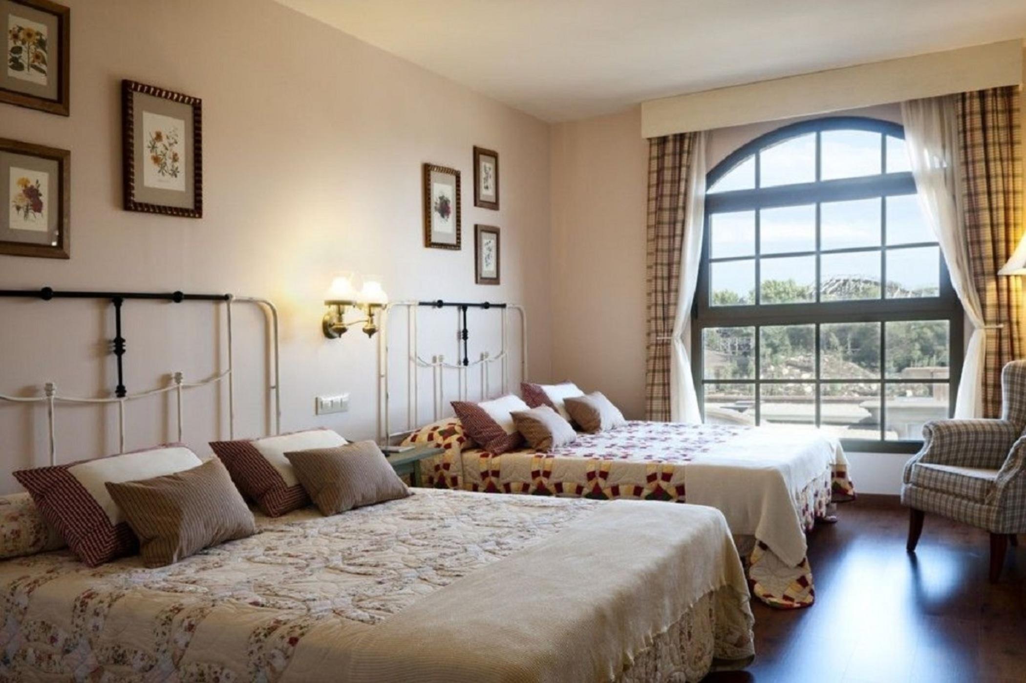 Hotel Portaventura Gold River: Theme Park Access Included 4*
