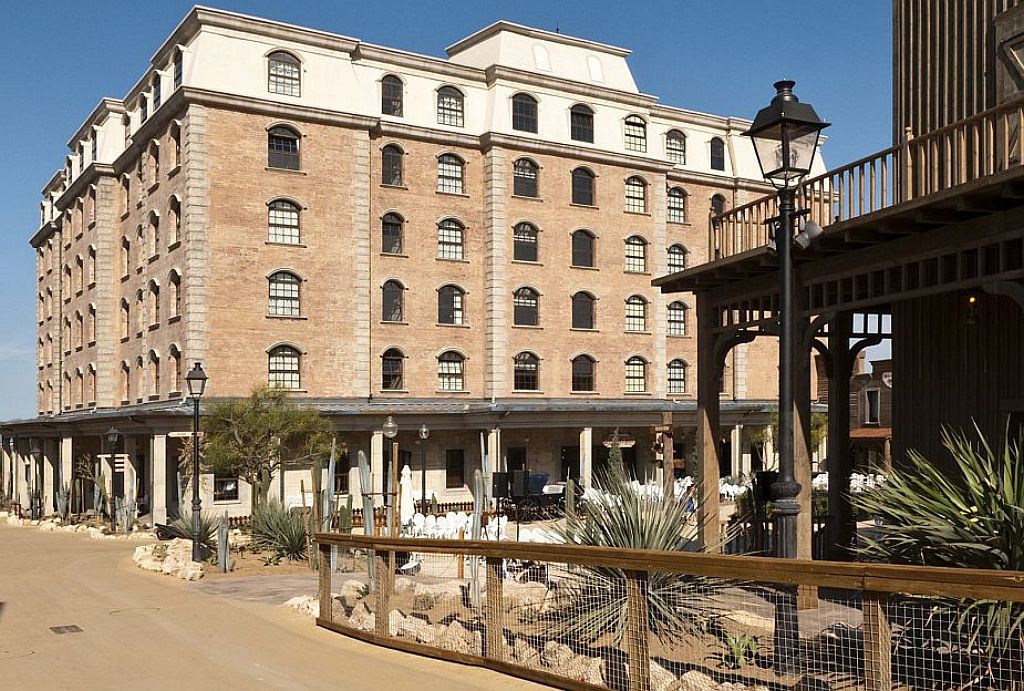 Portaventura Gold River - Includes Unlimited Access To Portaventura Park & 1 Access To Ferrari Land Hotel Salou